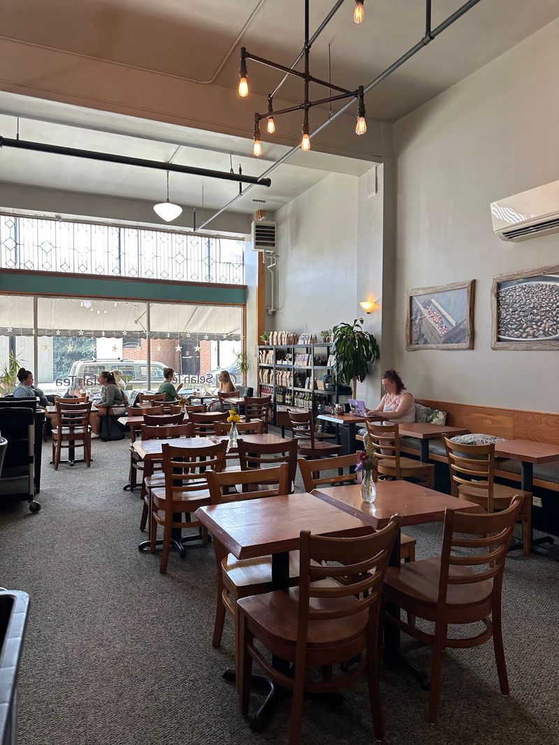 Selah Tea Cafe, Waterville