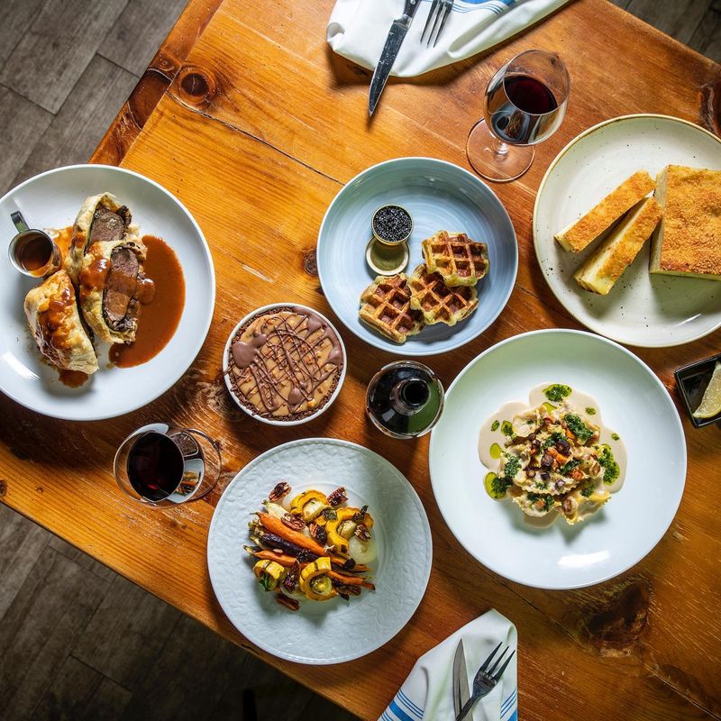 Chartreuse Kitchen – Detroit