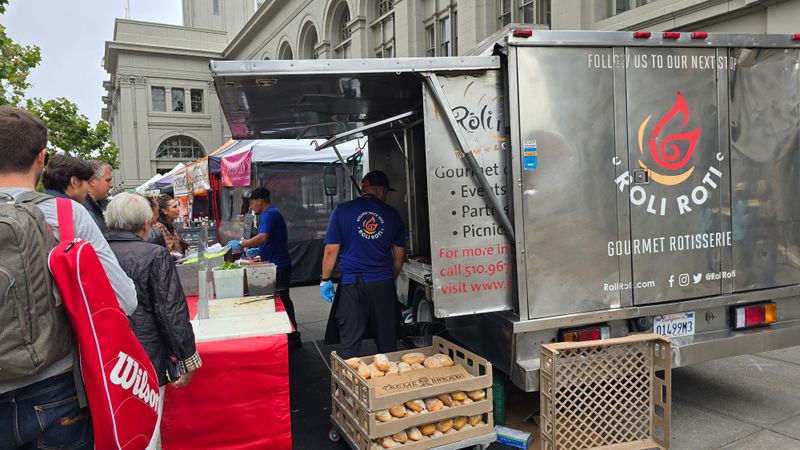 Roli Roti Gourmet Rotisserie 