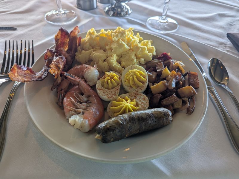 Brunch And Special Occasions: Views, Buffet Flow, And Group Comfort