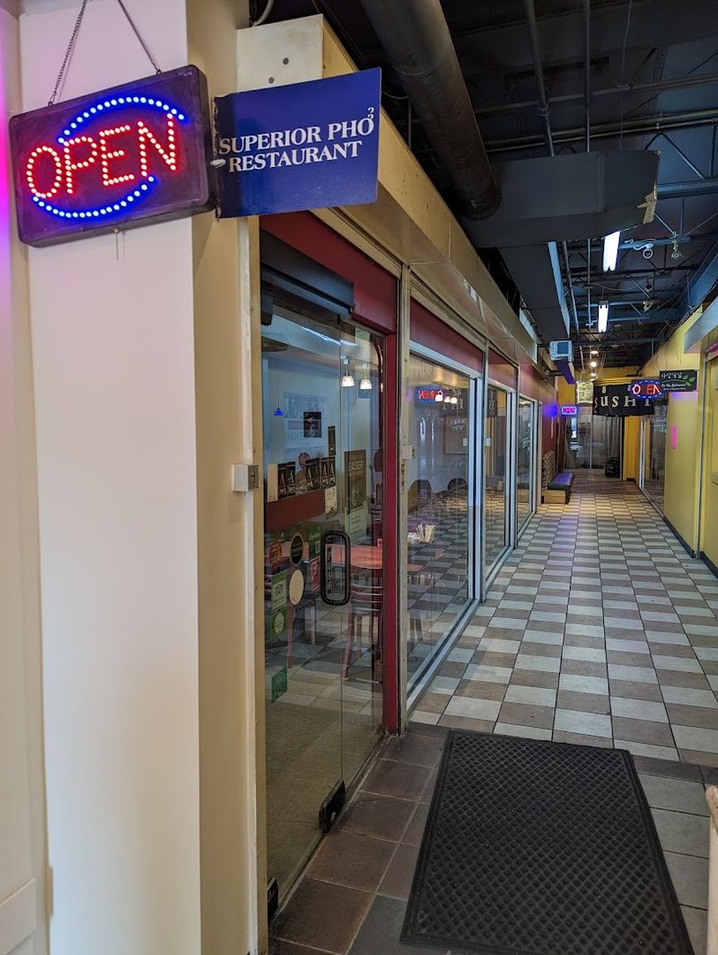 Hours, Pricing, and Practical Tips