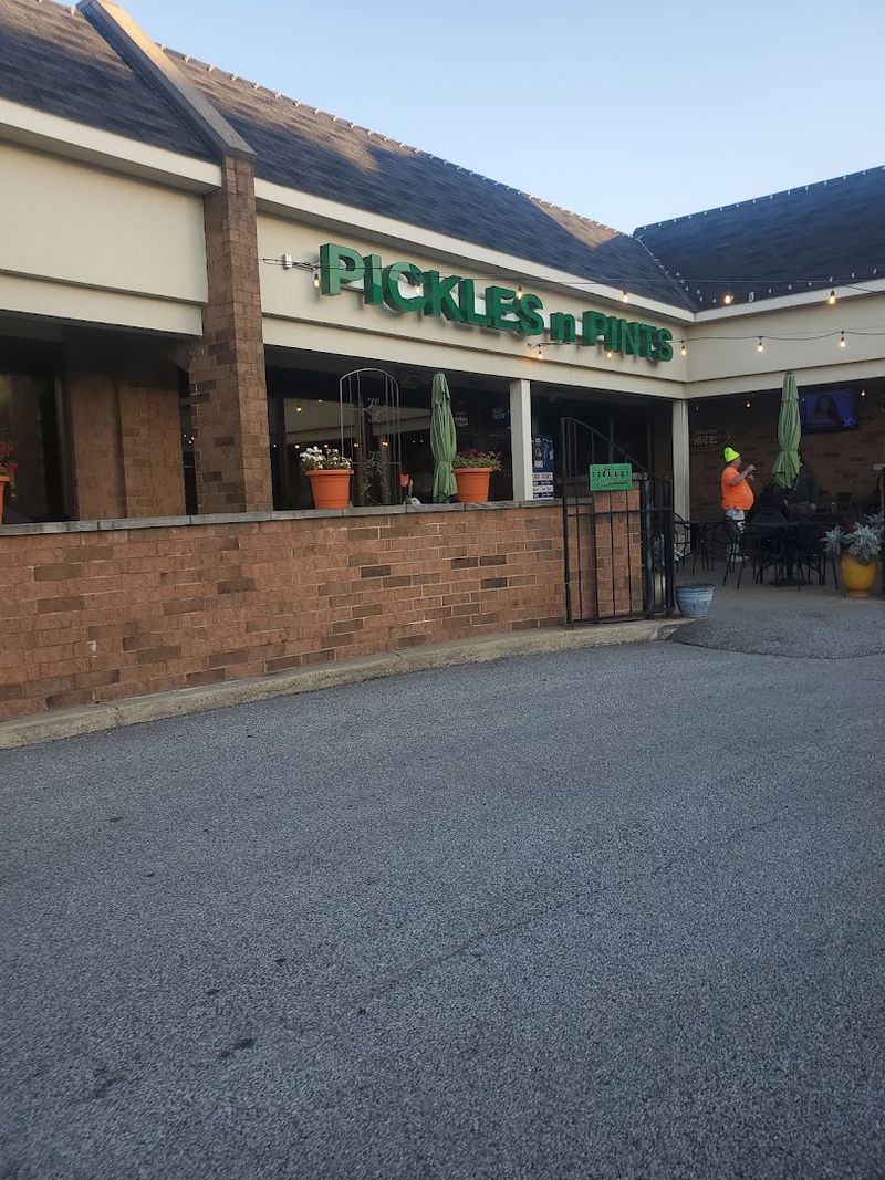 Practical Tips for Your First Visit to Beal's Pickles N Pints