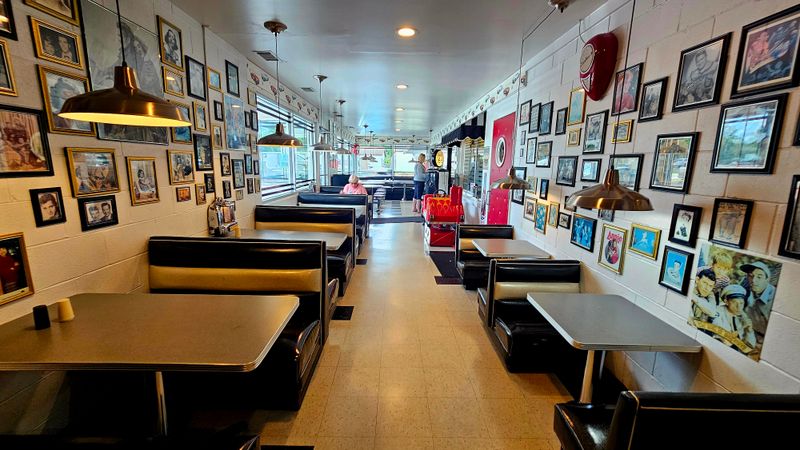 Customer Experience And Road-Trip Atmosphere