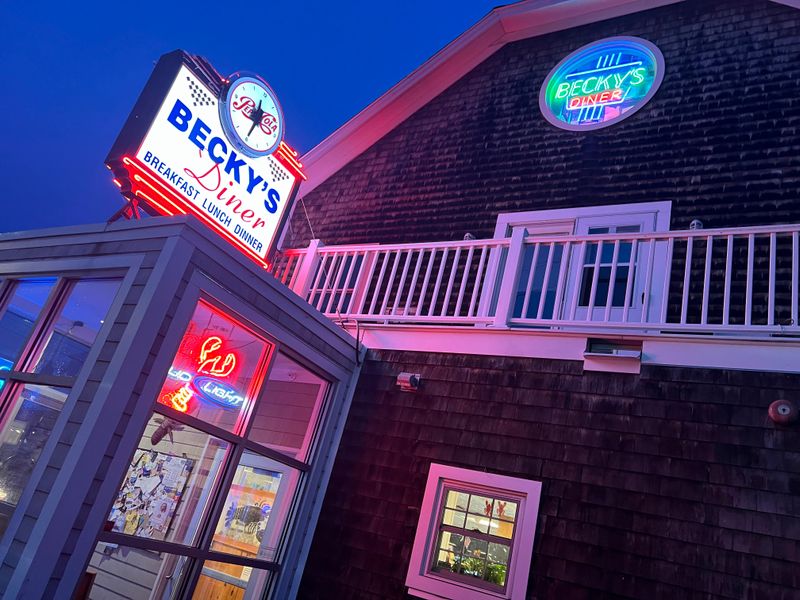 Price Range, Hours, And Best Times