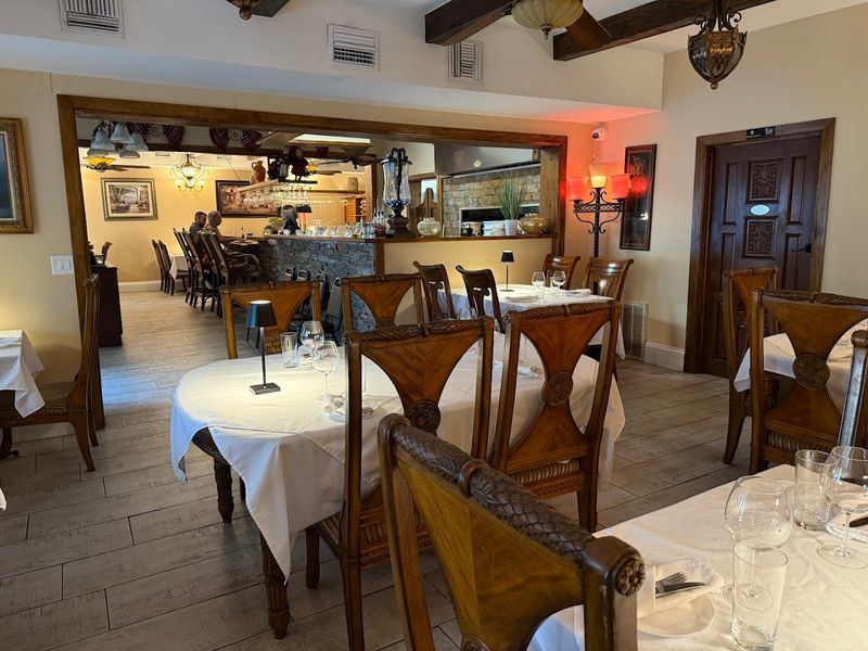 Service Style And The Family Atmosphere
