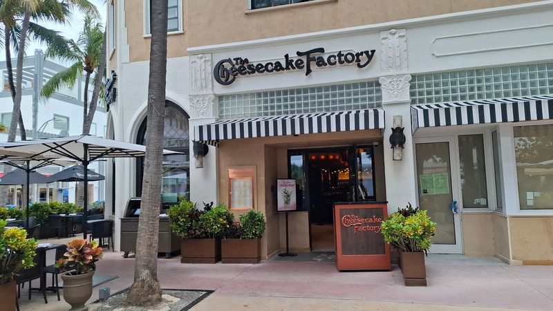 Operating Hours That Work For Every Kind Of Visitor