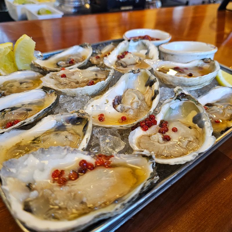Raw Bar Sampler For Seafood Lovers