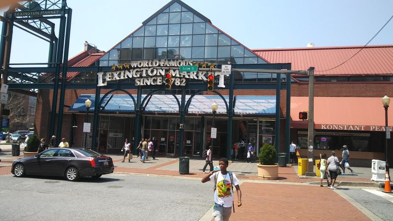 Lexington Market Setting