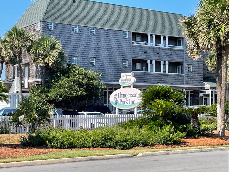 Gulf Views That Season Every Bite