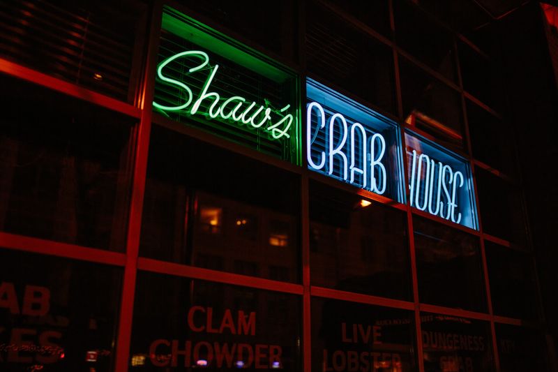 Serving River North Since 1984