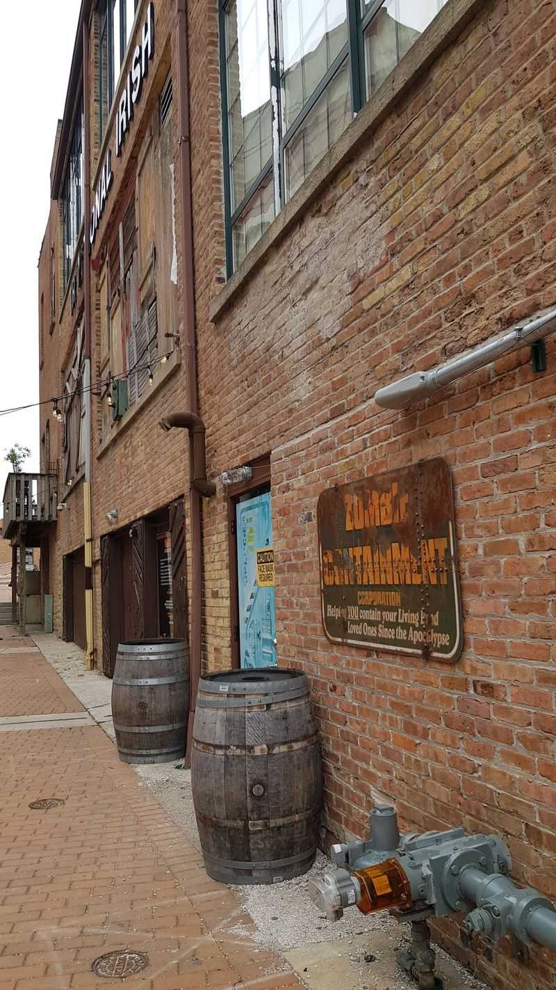 A Crimson-Lit Chamber That Burns Into Memory