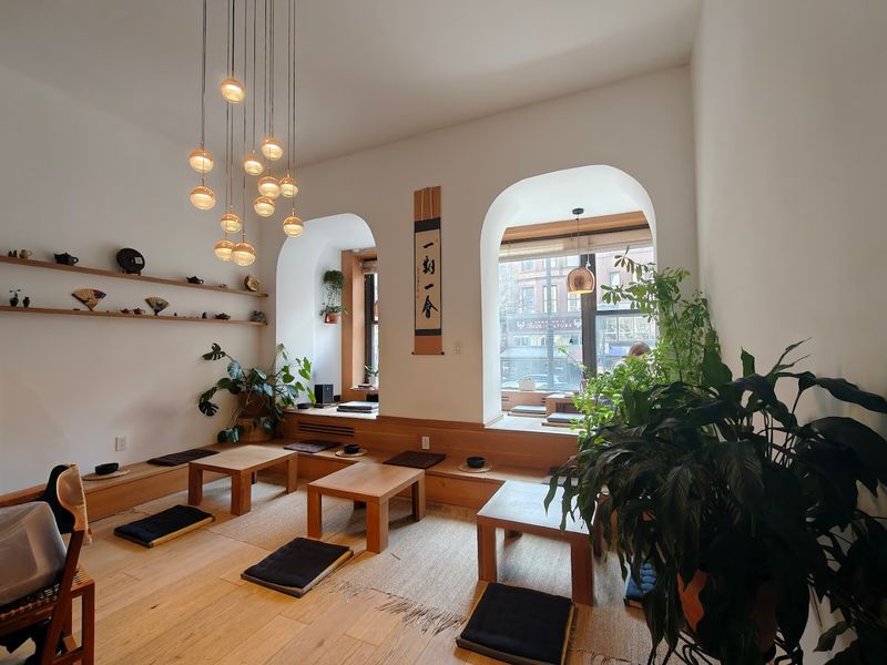 Floating Mountain Tea House