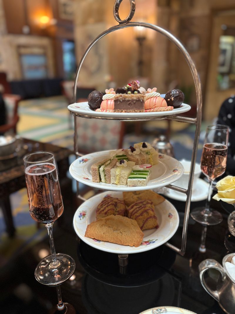 What To Expect From The Tea Service