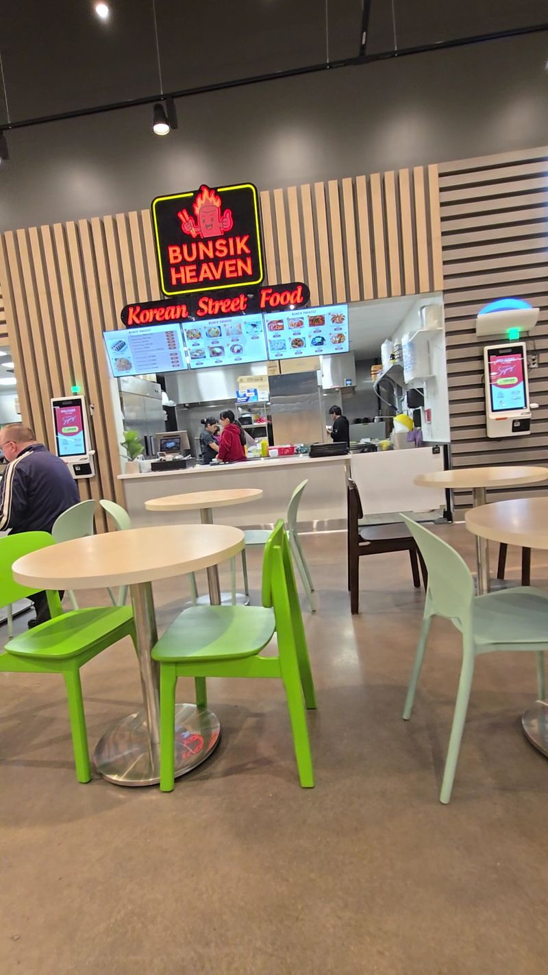 Seven Restaurants Under One Roof Seven Restaurants Under One Roof