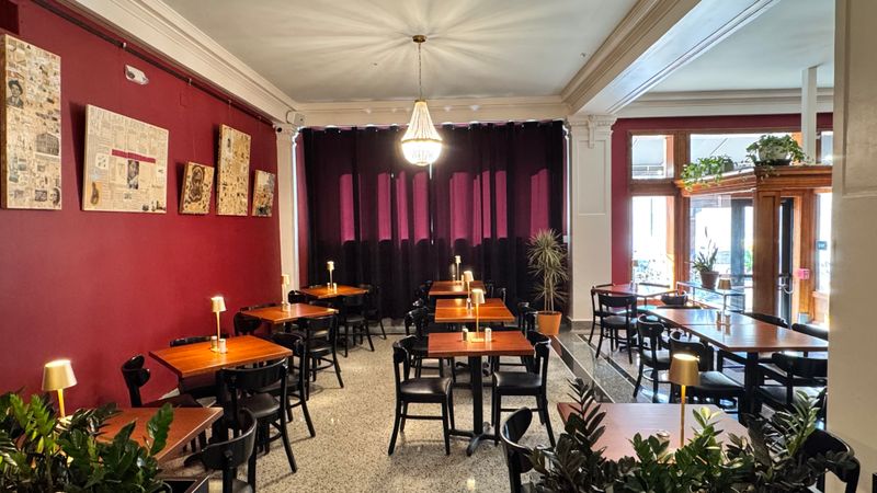 Farren's at the Inman – Champaign