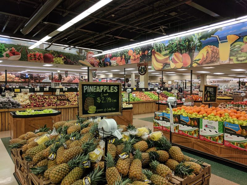 Shady Maple Farm Market