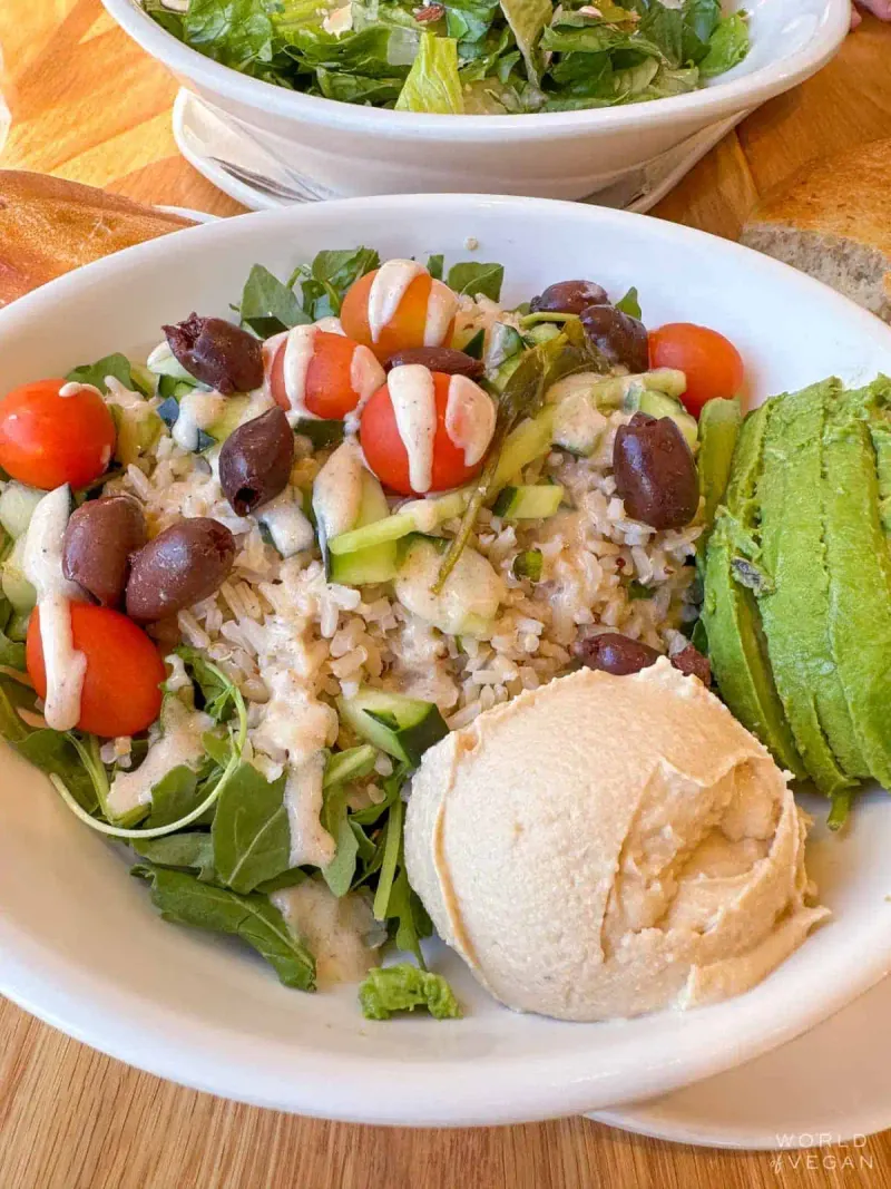 Panera Bread: Fresh Fast-Casual Pioneer