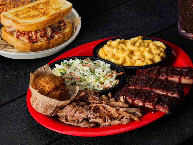 Sonny's BBQ: Southern Charm Without Southern Flavor