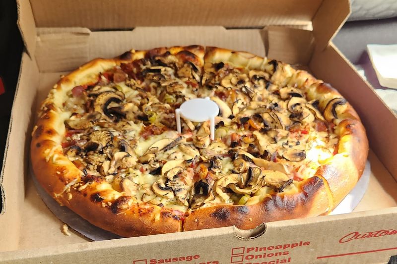 Share One Pizza If You Want A Cleaner Read On Quality