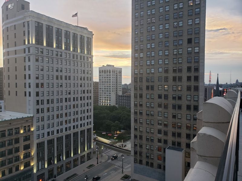 Use Lighting To Your Advantage