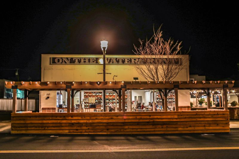 Lakeport, On The Waterfront Restaurant
