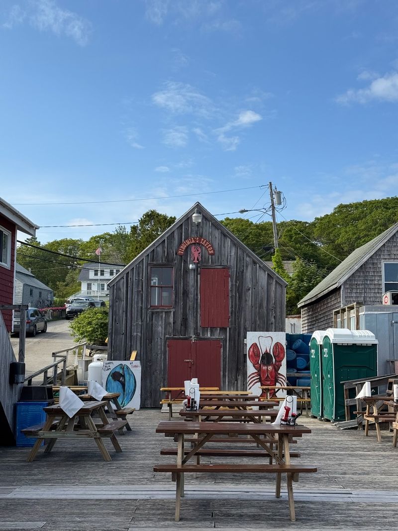 Shaw's Fish & Lobster Wharf - New Harbor