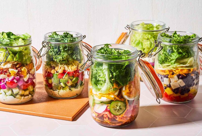 Mason Jar Salads: The Soggy-Free Solution