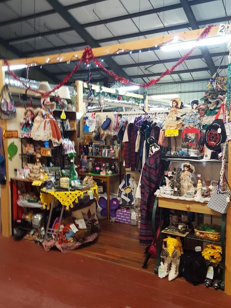 Corners Where Every Trinket Sparks A Flashback