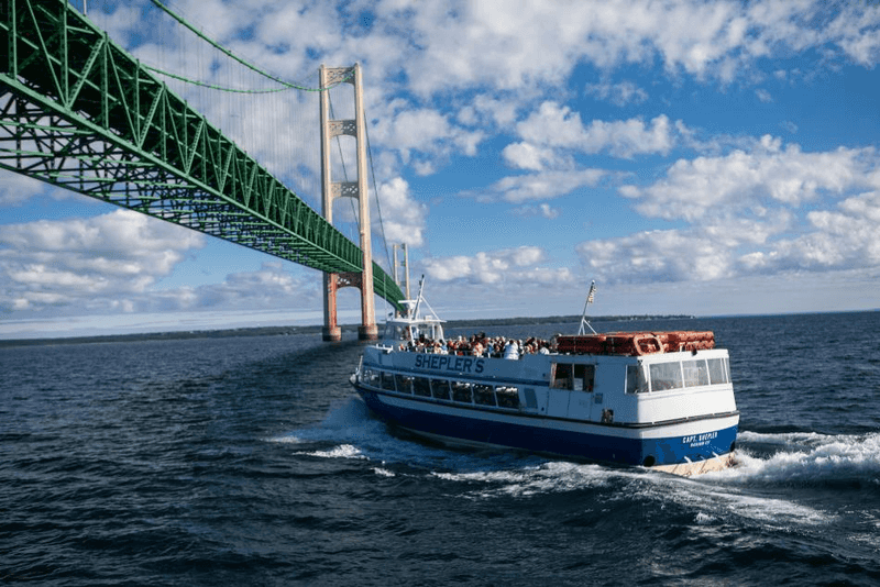 Shepler’s Mighty Mac Departure, Mackinaw City
