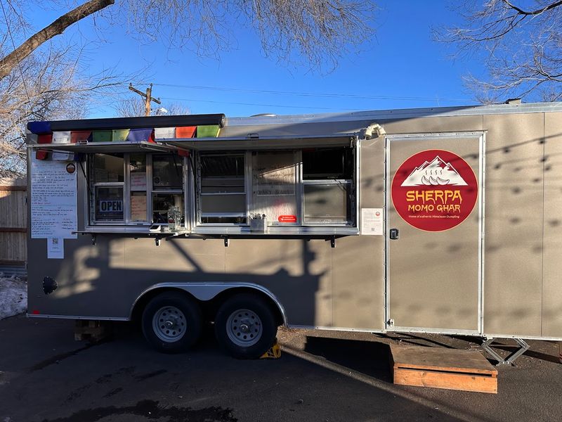 Sherpa Momo Ghar, Durango