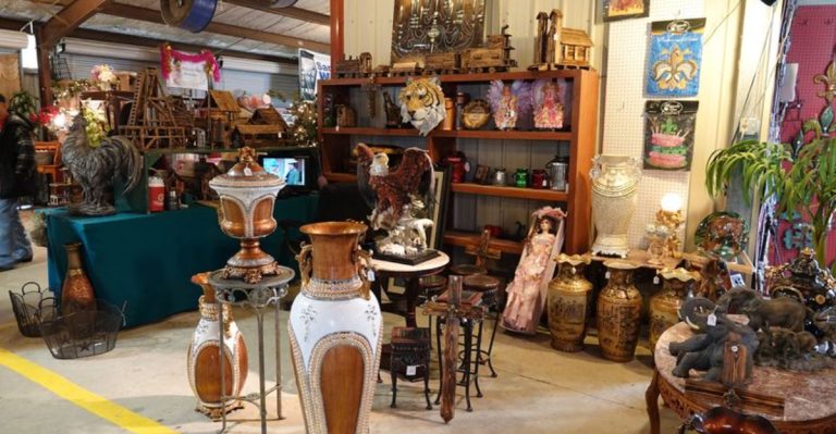 Shoppers Say This Massive Flea Market In Louisiana Outshines Big Box Stores