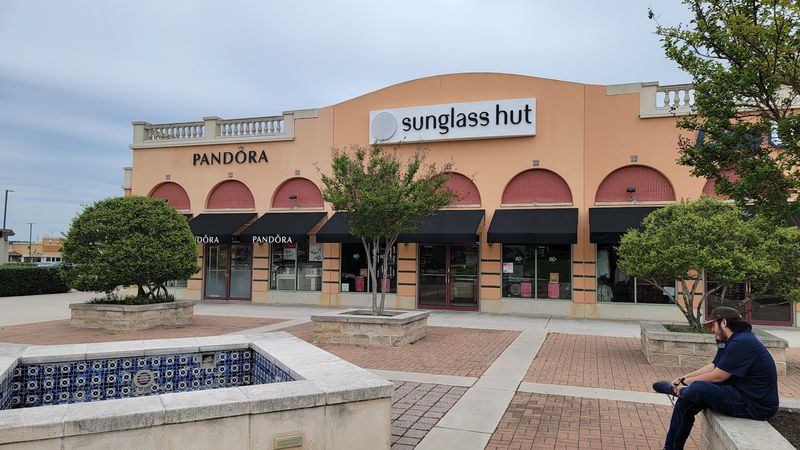 Location And Getting There