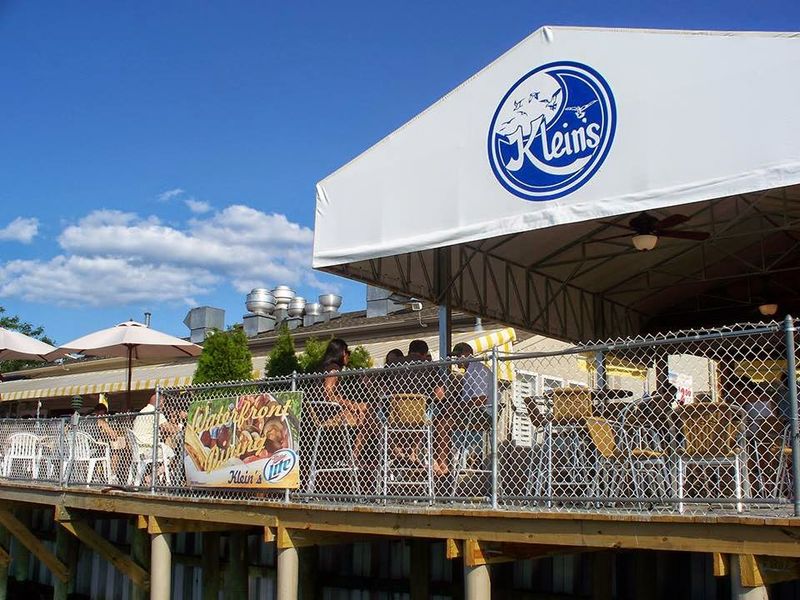 Klein’s Fish Market & Waterside Café