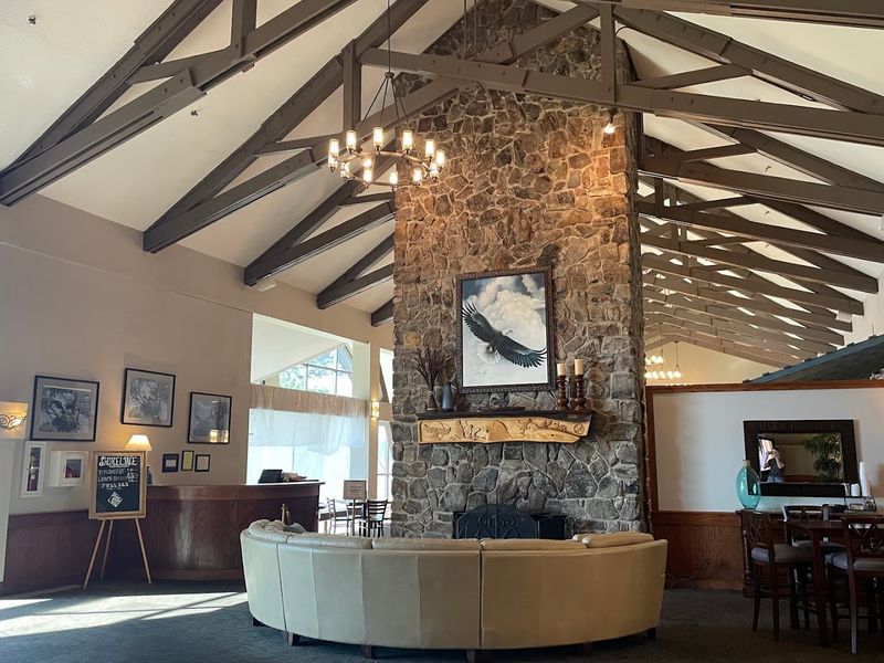 Shoreline Restaurant at DeGray Lake Resort State Park, Bismarck