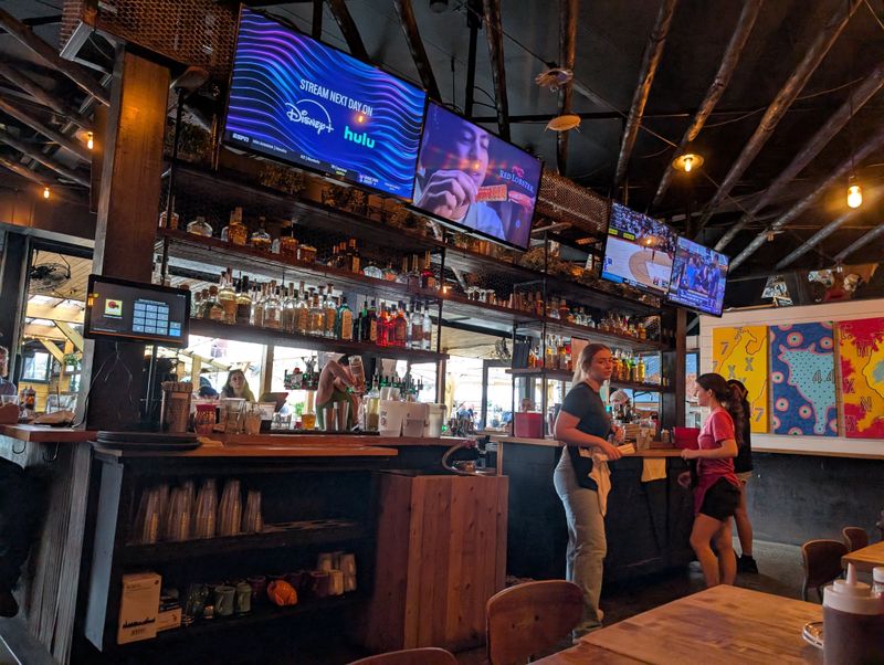 Walter's BBQ Southern Kitchen — Pittsburgh, Pennsylvania