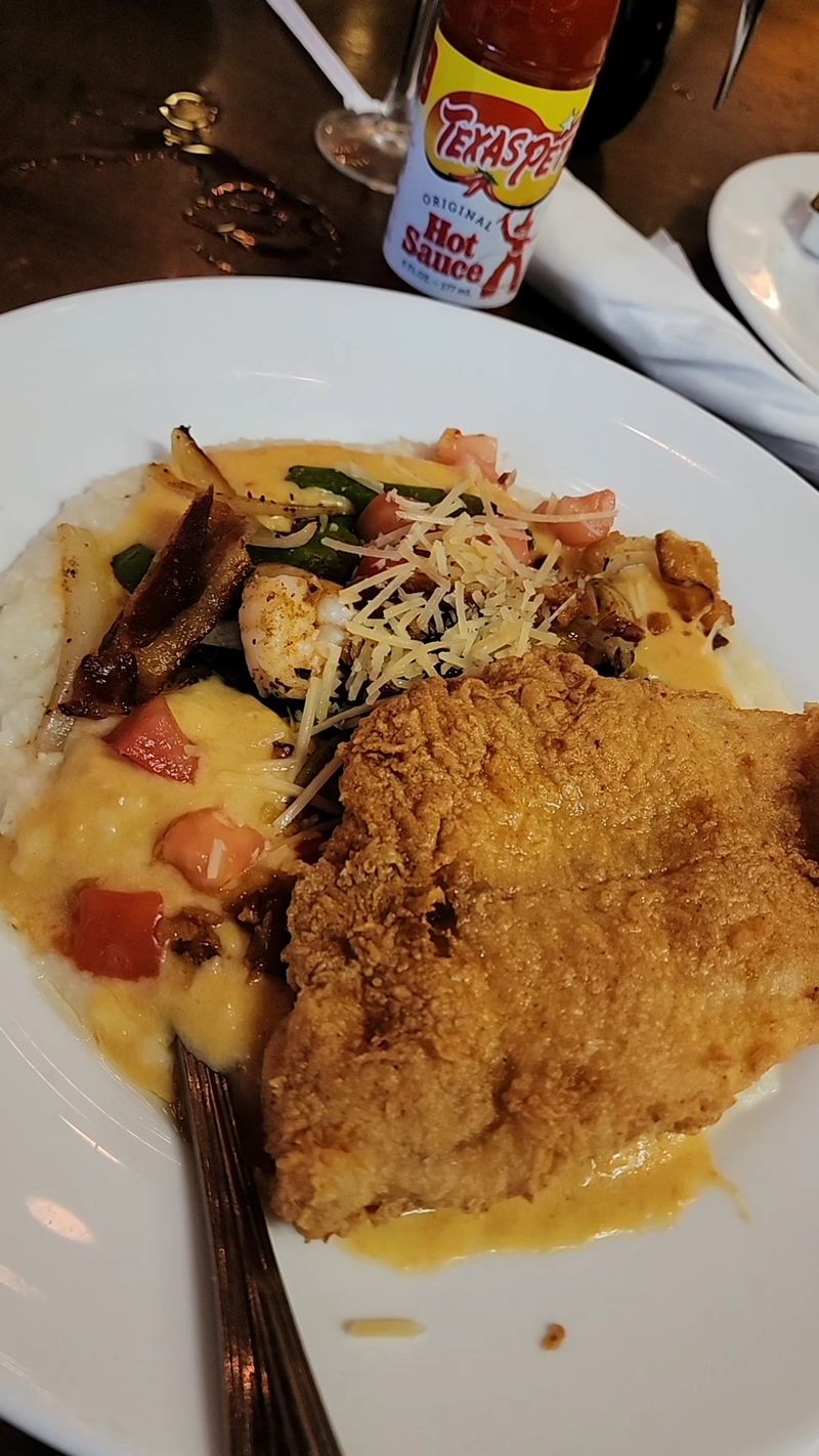 Shrimp And Grits Done The Lowcountry Way