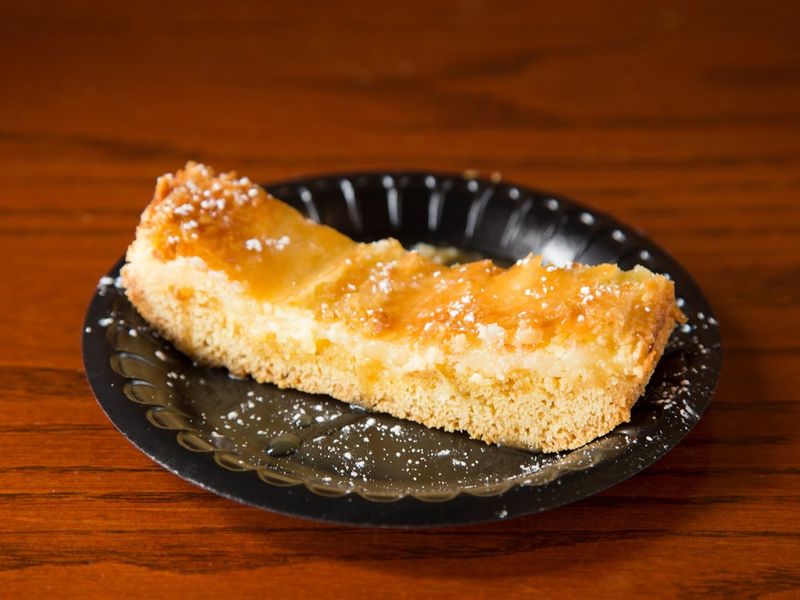 Gooey Butter Cake: The Sweet Finish You Deserve