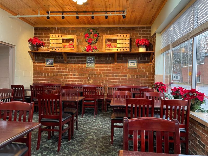 The Atmosphere: Honest, Warm, and Unapologetic