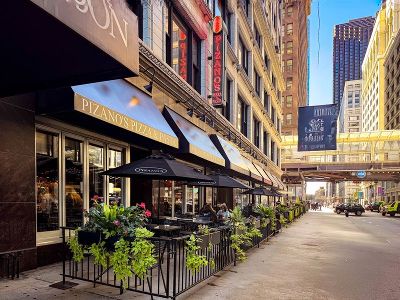 Sidewalk Tables With A Front-Row View Of The Loop