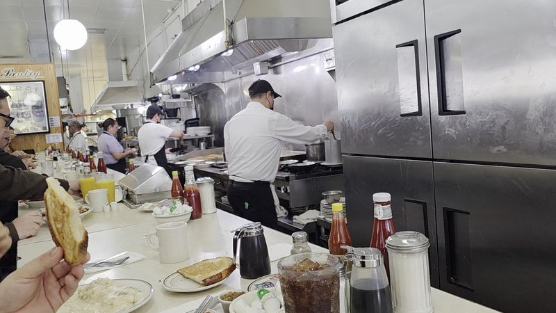 Service Style And Staff Interaction