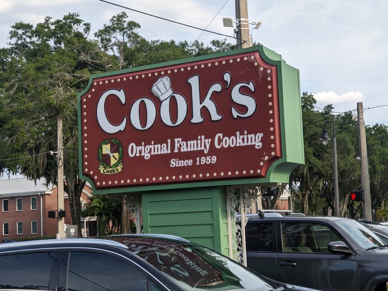 Service Style And Staff Interaction