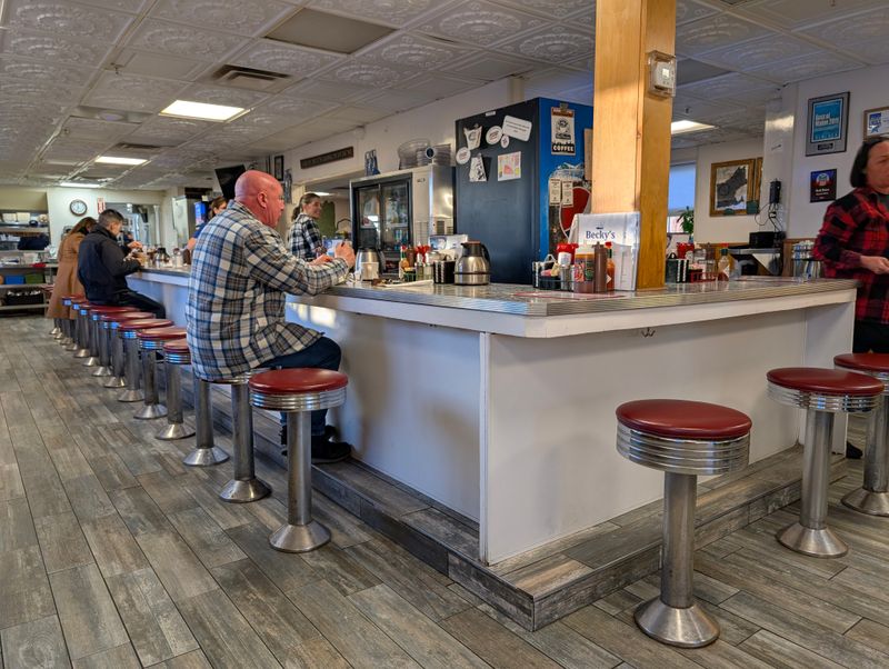 Service Style And Staff Interaction