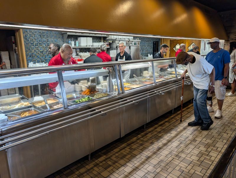 Service Style And Staff Interaction