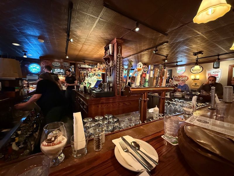 Service Style That Makes Every Guest Feel Welcome