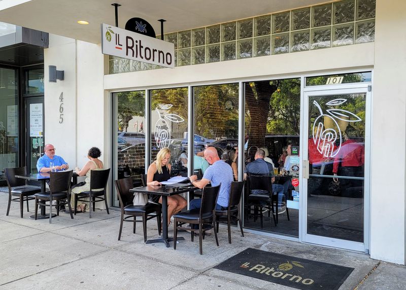 Service Style And Staff Interaction