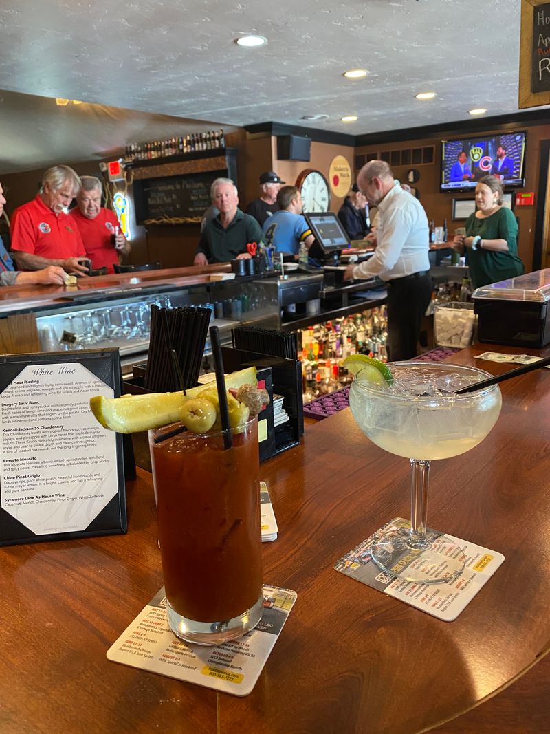 Service Style, Attentiveness, And Staff Interaction