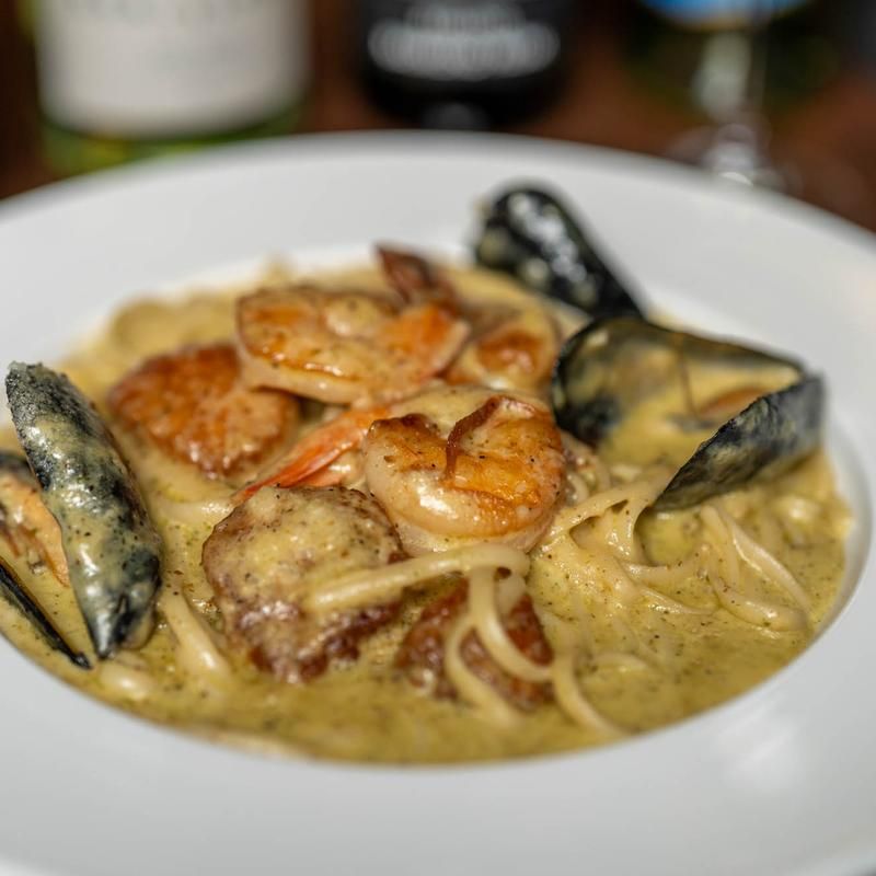 Signature Dishes That Keep Guests Talking Long After Dinner Signature Dishes That Keep Guests Talking Long After Dinner