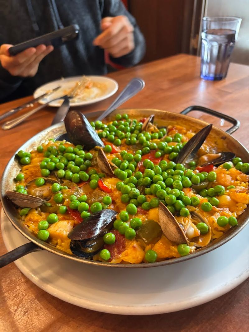 Paella That Brings The Heart Of Spain To Illinois