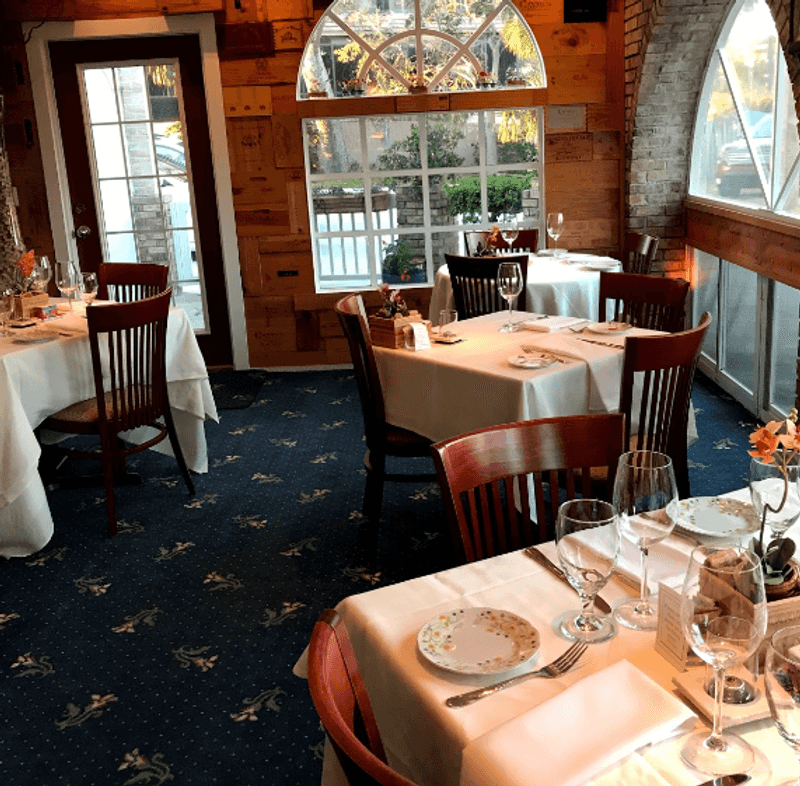 Service Style and Hospitality