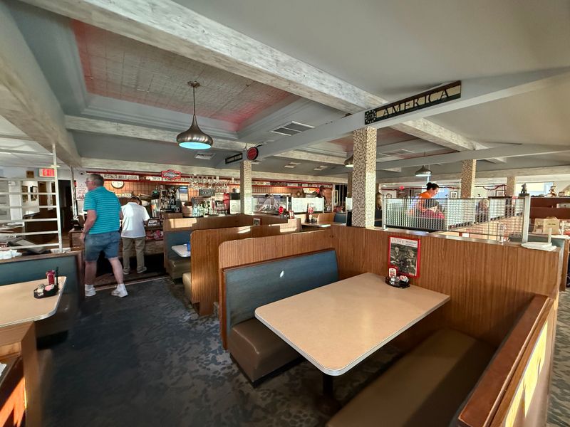 Service Style and Friendly Faces